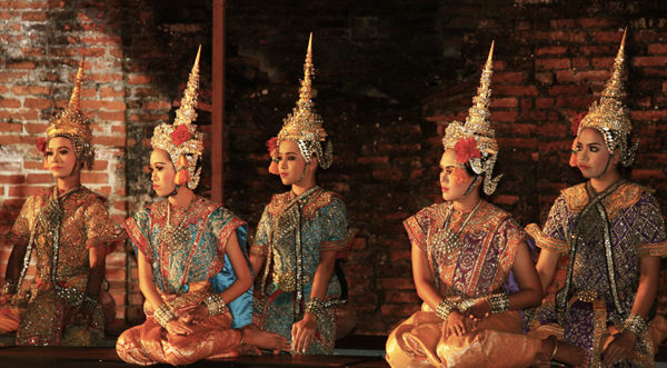 图片来源：http://www.tlslanguageschool.com/20-hour-thai-culture-course